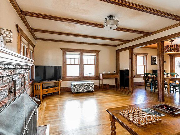 4th image of 1549 Westervelt Ave