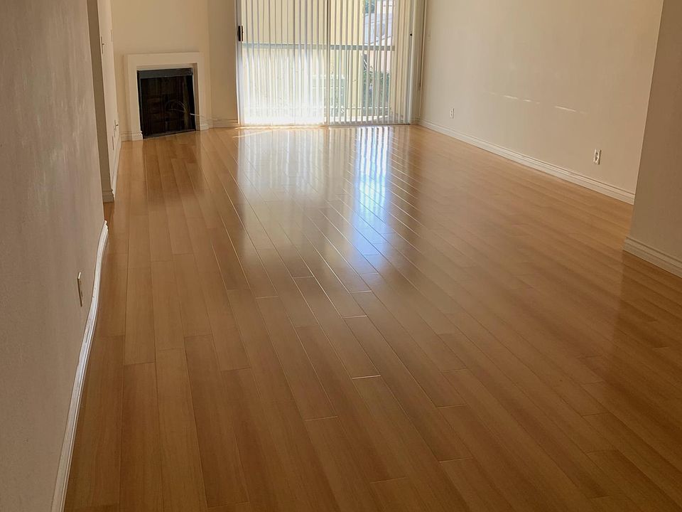 1st image of 405 S Wilton Pl #104