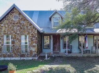 120 Royal Dr, Dale, TX 78616