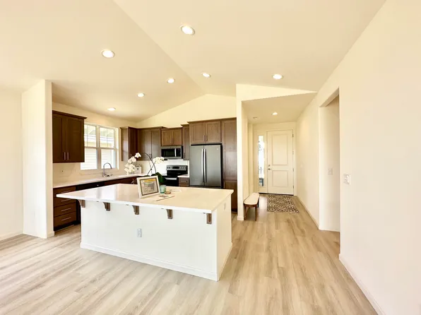 337 Laniuma Pl, Wailuku, HI 96793