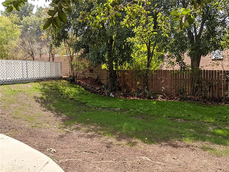 5325 La Forest Dr — Photo 24