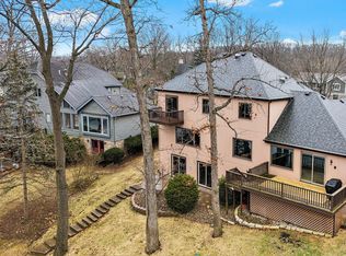 455 Amhurst Rd, Valparaiso, IN 46385