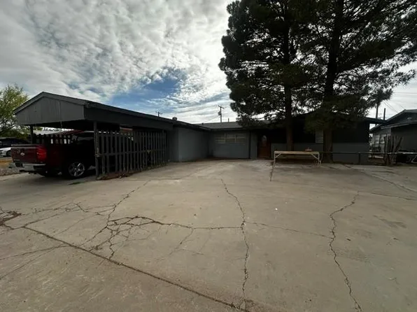 1414 S Plum St, Pecos, TX 79772