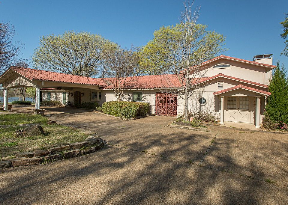 1st image of 144 Cedarwood Drive