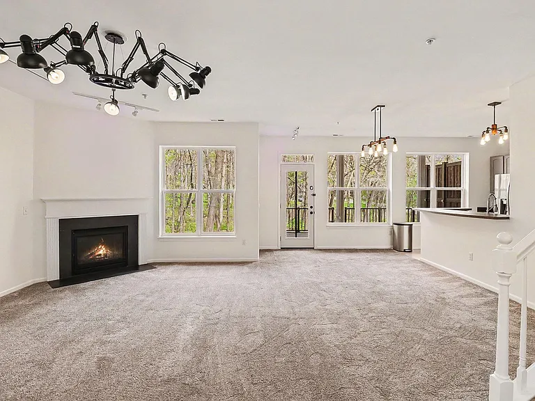 3157 Asher Rd — Photo 6