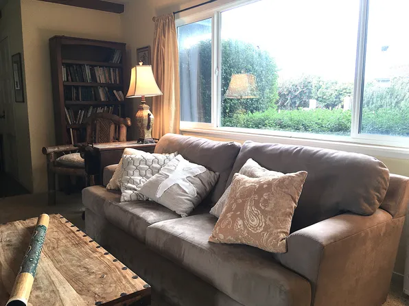(undisclosed Address), Trinidad, CA 95570