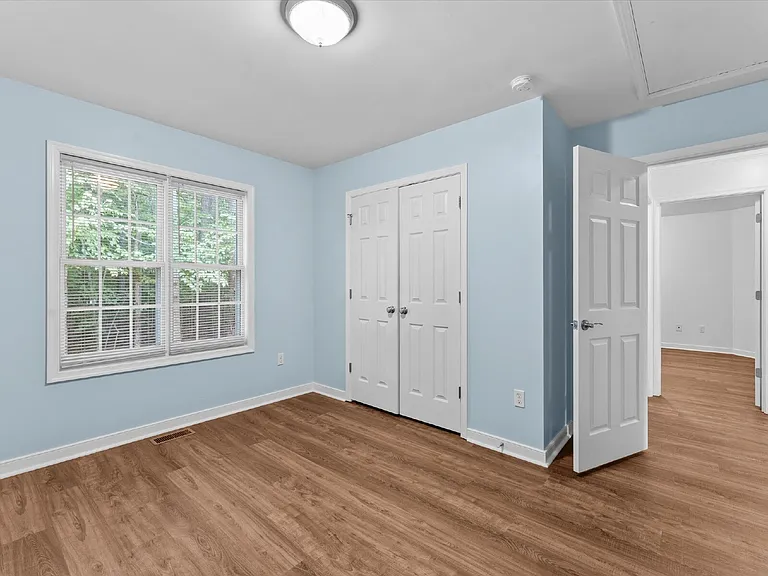5701 Hereld Green Dr — Photo 15