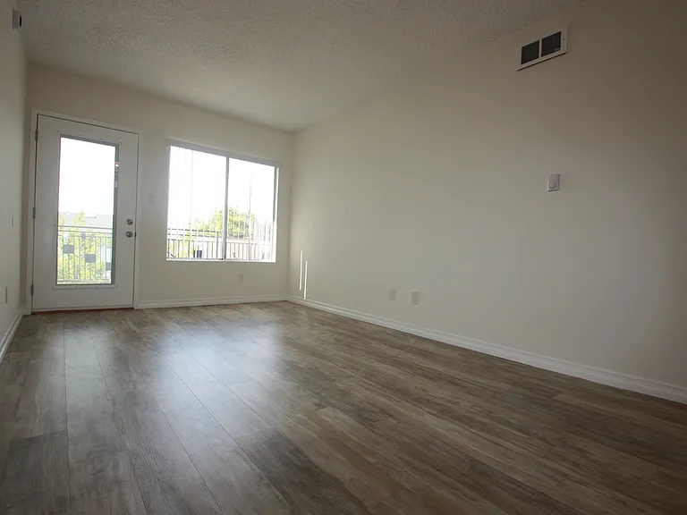 5011 Sawtelle Blvd #6 — Photo 8