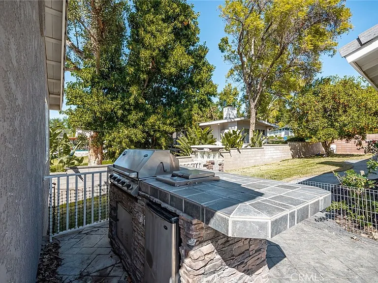7455 Jola Dr — Photo 60
