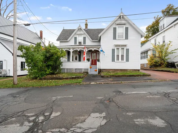 15 Prince St, Pictou, NS B0K 1H0