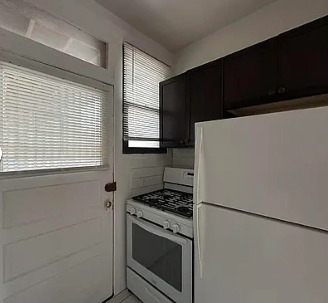 1 bed, 750 sqft, $1,650 — Photo 2