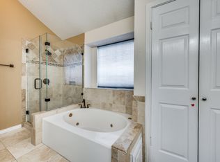 804 Santa Fe Trl, Irving, TX 75063