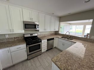 1058 San Julian Dr, San Marcos, CA 92078