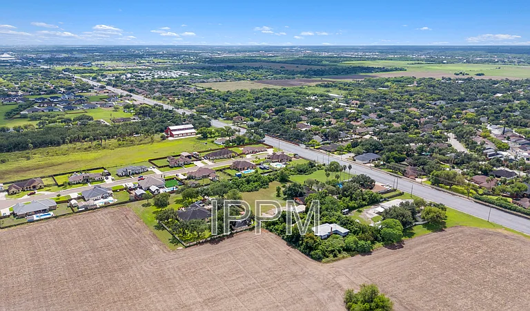16413 Wilson Rd — Photo 3