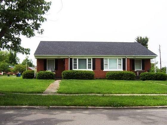 1st image of 2211 E Way Dr
