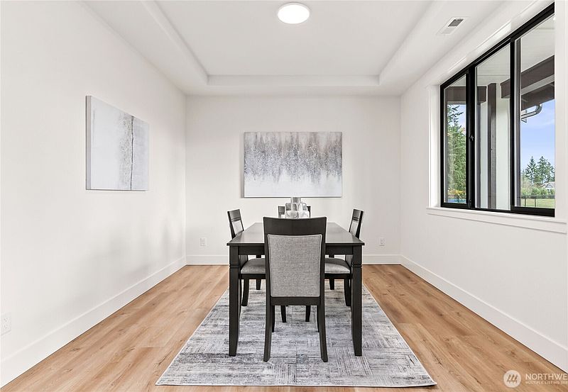 5th image of 15809 239th Street E