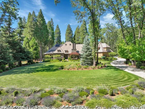 13036 Somerset Dr, Grass Valley, CA 95945