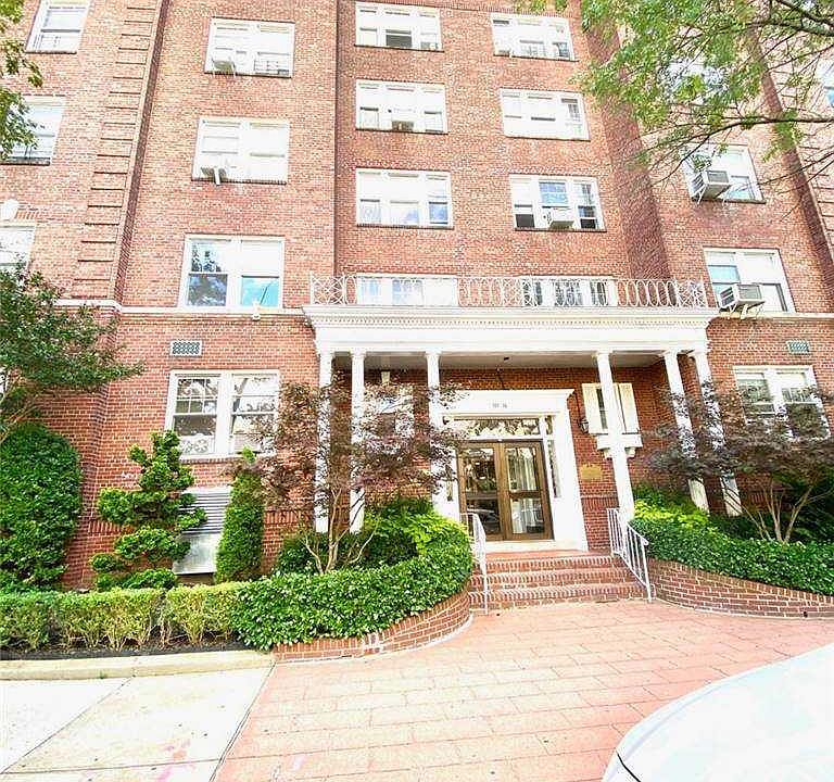1st image of 111-14 76th Ave #309