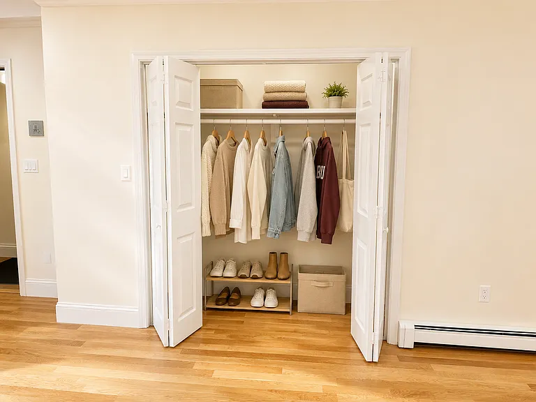 871 Beacon St #1B — Photo 3