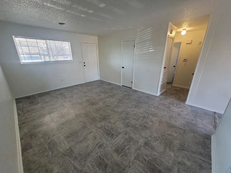 2506 Jo Ave #B — Photo 3