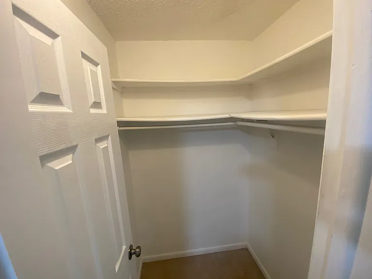 walk in closet