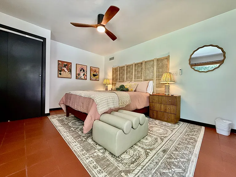 527 Valewood Ln — Photo 31