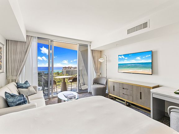 5th image of 383 Kalaimoku St #2012