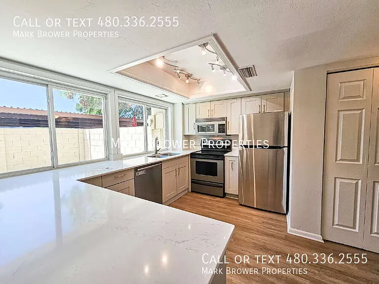 4217 N Miller Rd — Photo 9