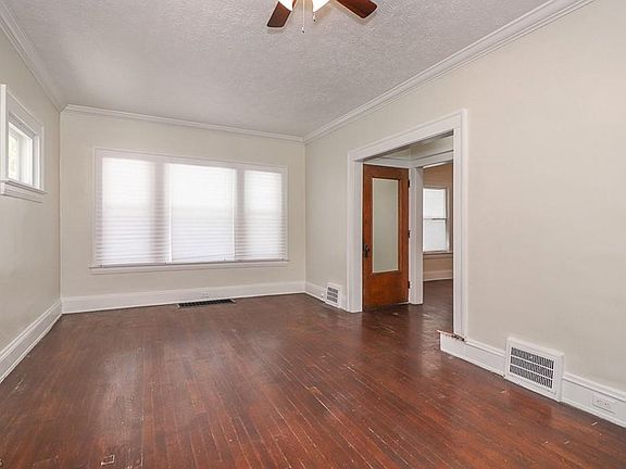 5th image of 2650 E 126th St