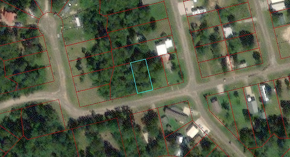 2nd image of 460 Lagoon Dr