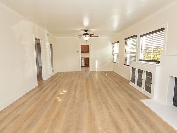 4th image of 3429 32nd St