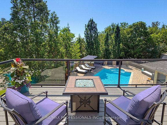 3rd image of 80 Silvervalley Dr