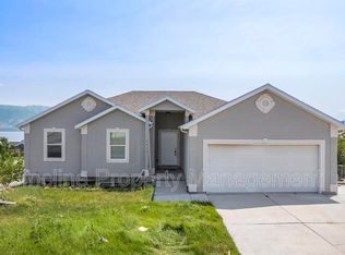 4016 S Sunrise Dr, Saratoga Springs, UT 84045