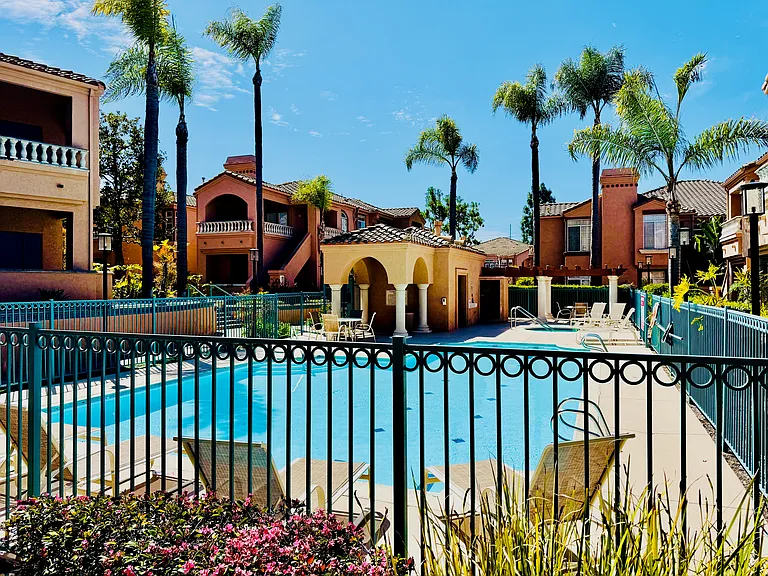 Rarely Occupied Pool