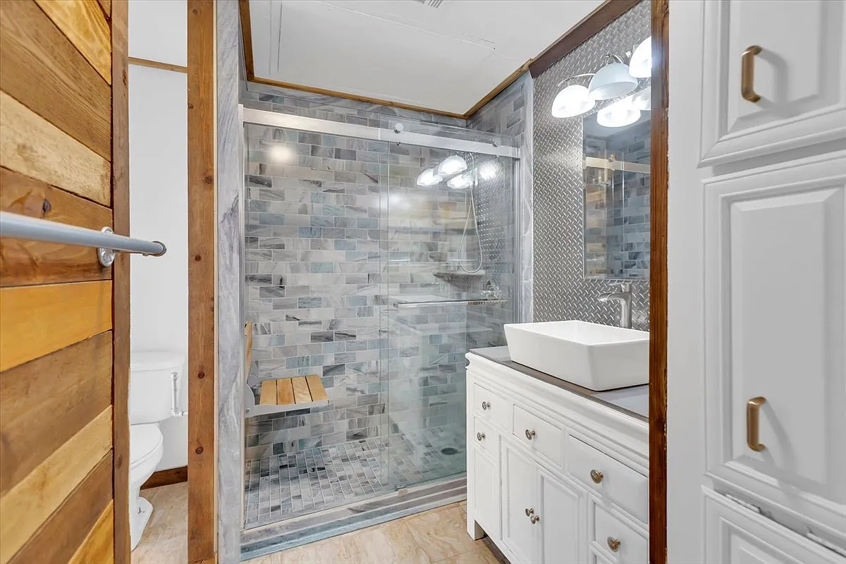 1 bed, 709 sqft, $1,475 — Photo 3