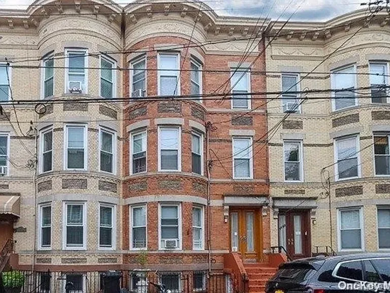 59-22 Catalpa Ave #3 — Photo 1