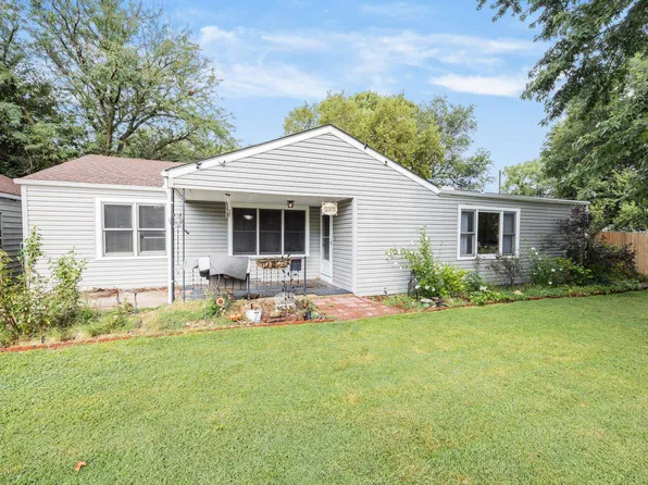 2301 S Green St, Wichita, KS 67211