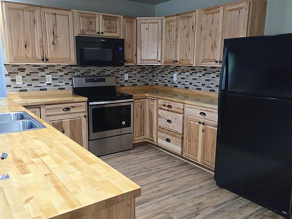 5th image of 265 Huron Forest Dr