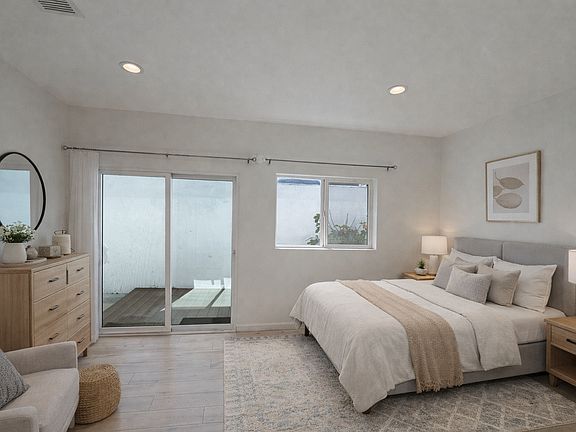 3rd image of 4532 Kingswell Ave