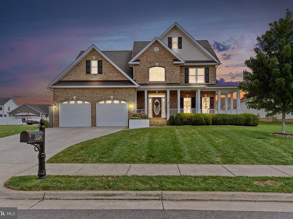 1st image of 226 Taggart Dr