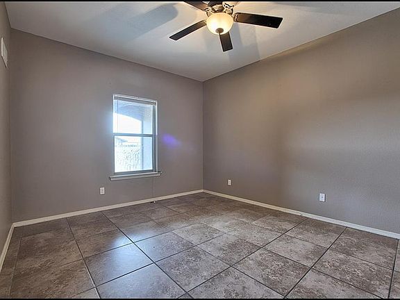 4th image of 14300 Pancho Gonzalez Ct Unit B