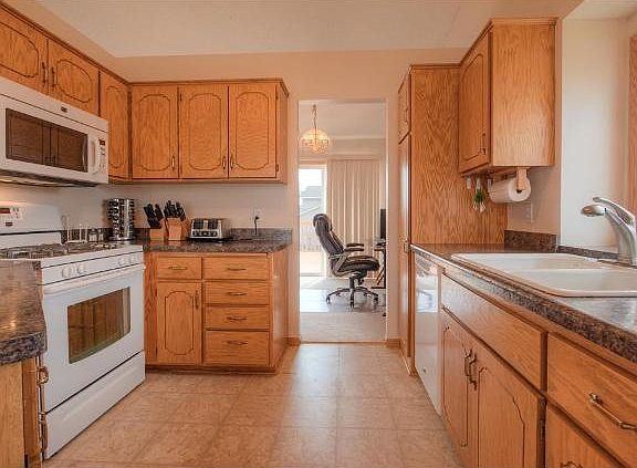 3rd image of 9018 Kentucky Ave N