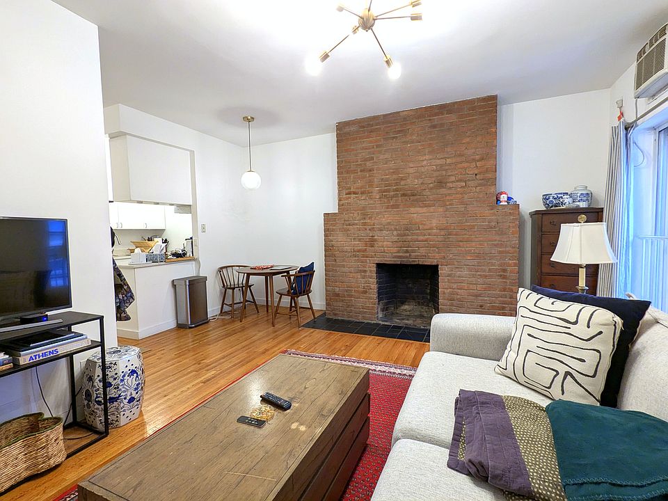 1st image of 157 W 95th St APT 4A