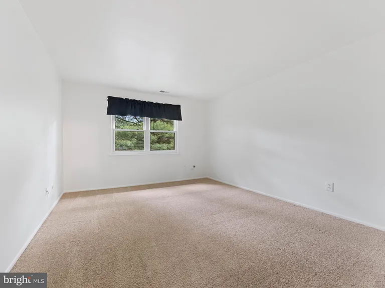 1809 Silver Ct — Photo 15
