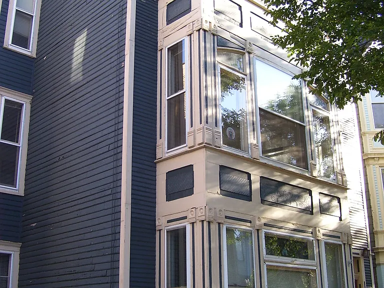 1015 W Newport Ave — Photo 10