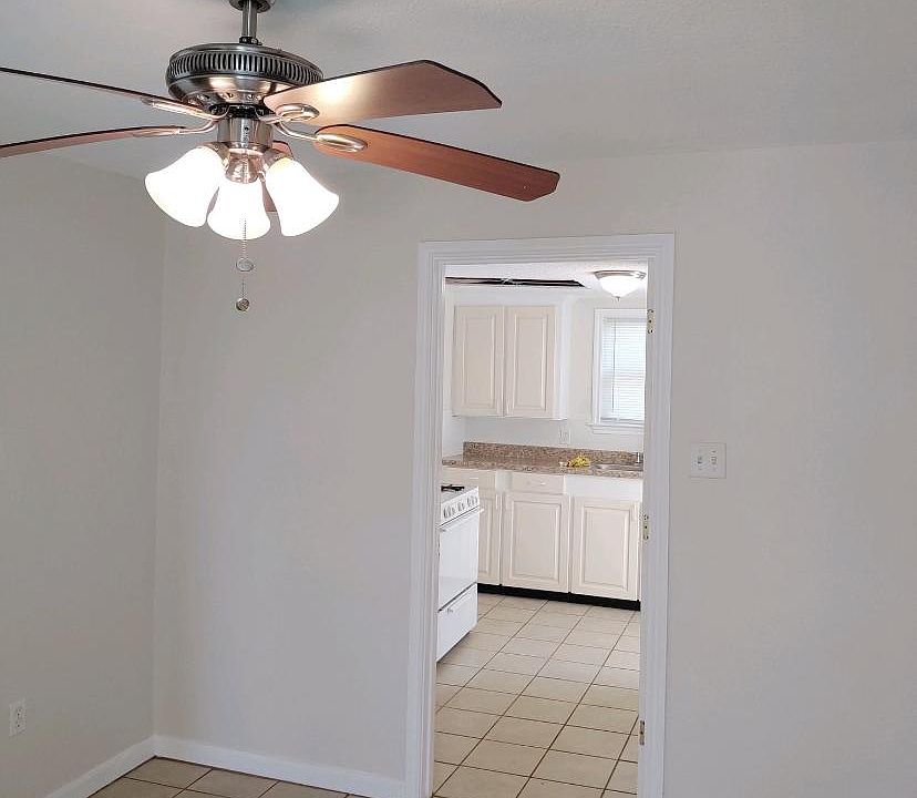 1st image of 1016 51st St