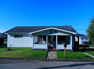 211 Jones St, Everson, PA