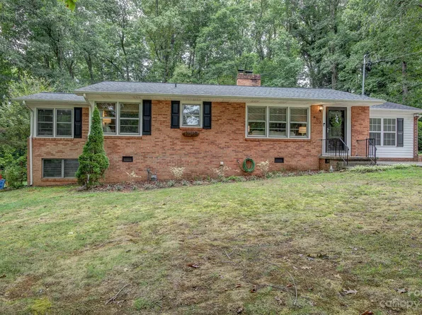 813 Parkwood Rd, Shelby, NC 28150