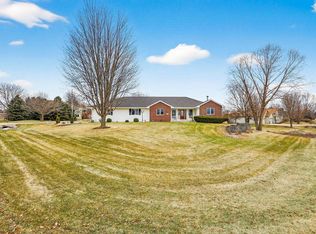 3253 Conservancy Estates Ln, Sun Prairie, WI 53590
