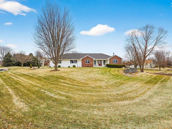 3253 Conservancy Estates Ln, Sun Prairie, WI 53590